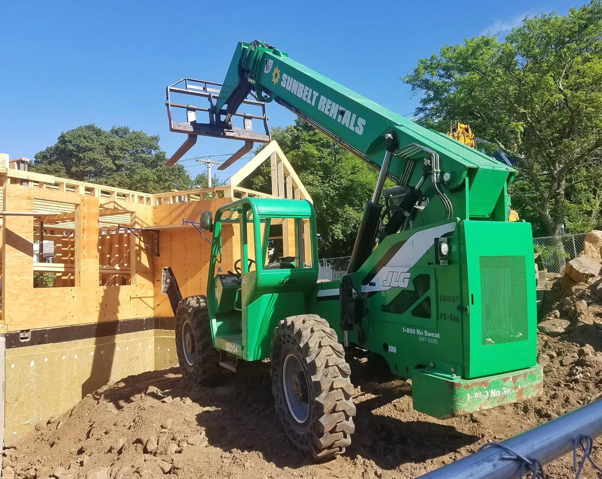 Conduct Telescopic Materials Handler Operations